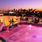 New Nash Eras - 15 Beds - Hot Tub On Rooftop Deck