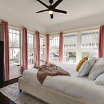 Historic Music City Loft Sleeps 8, Near Broadway