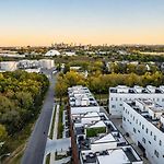 Gorgeous Nashville Retreat Skyline Rooftop