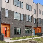 2 Premier Nashville Homes Sleeps 24 Rooftops