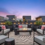 Rooftop Oasis - Hot Tub Nashville City Views