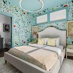 Sleeps 24 2 Homes City Views Hot Tub Fire Pit