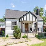 The Northview Nook- Dog-Friendly Nashville Retreat