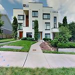 Amazing Rooftop Home Walk To 12S 4Th Night Free