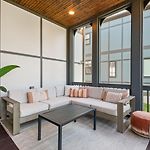 The Presley - Rooftop Hot Tub & Fire Pit With Views