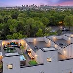 Sounds Like Fun- Hot Tub & Rooftop Views
