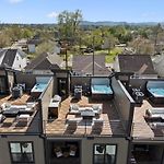 Combined Nashville Twin Townhomes 6Br Hot Tubs
