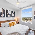 Music City Condo For 2 Gulch, Pool & Whole Foods