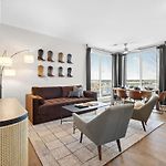 Modern 2Br W 2 King Beds Near Broadway