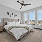 Stylish 2Br Near Sylvan Park- Music City Views
