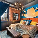 The Songbird-Luxury Nashville Penthouse Steps To Broadway