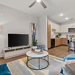 Spacious 2Br N Gulch Walk To Broadway & Rooftops