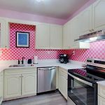 Colorful Nashville Escape Minutes From Broadway