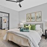 Modern 2Br Retreat Sylvan Park Near Broadway