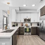 Stylish Nashville 2Br W Skyline Views
