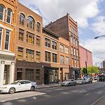 The Parton Printer\'S Alley Nashville- 2 Blocks To Broadway