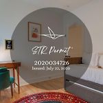 Modern East Nashville Townhome Walk To Local Favorite Restaurants And Bars 2 Car Garage Smart Tvs In Every Room Near Five Points The Gulch And 10 Min To Broadway 24 Hr Hospitality