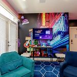 Spacious 3-Story West End Condo | Free Garage Parking For 2 | Walk To Vanderbilt & Music Row