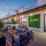 Rooftop Hot Tub City Views Pac-Man Pool Table
