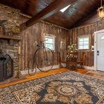 The Whiskey River Lodge