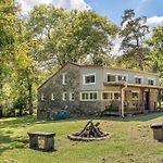 The Whiskey River Lodge
