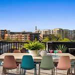 Bright Side - Penthouse & Rooftop Deck - Downtown Views