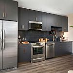 Bright Side - Penthouse & Rooftop Deck - Downtown Views