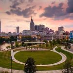 4Br Retreat For 12 W Balcony Mins To Broadway