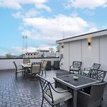 Downtown Modern, Rooftop Patio, Vanderbilt, 8 Beds