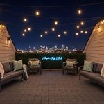 Pet-Friendly House Sleeps 12 Near Geodis Park Nashville