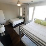Modern Skyline-View Townhome For Groups Up To 8