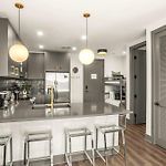 Muse-Ic City Luxury - Entire Apt 5 Min To Broadway