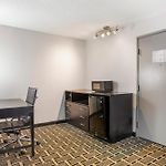 Comfort Suites Nashville Airport - Bna
