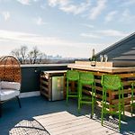 East Nash Lux - 13 Beds & City Views
