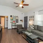 Holiday home Fun Buena Vista Heights Close To Downtown