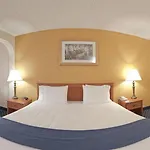Hotel Express & Nashville-i-40 & I-24 Nashville
