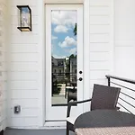 Brand New Luxury Near Downtown Holiday home Nashville