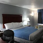 Quarters & Hotel