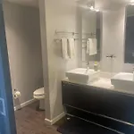 Holiday home Artsy Chic 1br 30day Min With Wifi Ac Parking Tv Furnished Rooftop Nashville