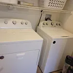 Cheerful 3 Bedroom Townhouse In Central Nashville