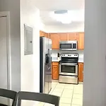 Classic 2-Bedroom Condo W/Free Parking