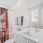 3 Bedroom Townhome In The Heart Of Nashville! Holiday home