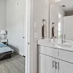 3 Bedroom Townhome In The Heart Of Nashville! * Nashville