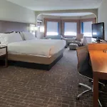 Express & Nashville-i-40 & I-24 Hotel 3*