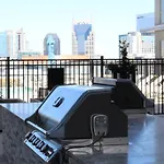 Luxury In The Gulch