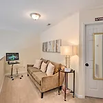 Charming ~ 6 Mi To Downtown! * Nashville