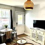 Weho House #11 *