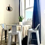 Weho House #11 Apartment *