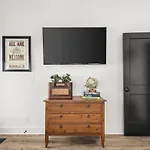 Home In Walkable East Nashville 2 Miles To Nissan Stadium Alan Jackson Nashville
