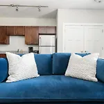 Apartment Cozysuites Musicrow Elegant 1br In Nashville! 06